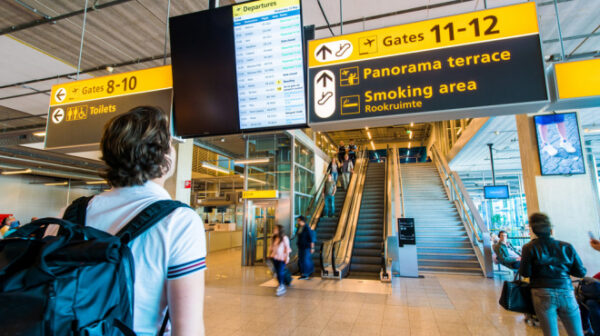 taxi arnhem Eindhoven-Airport-passagier_terminal